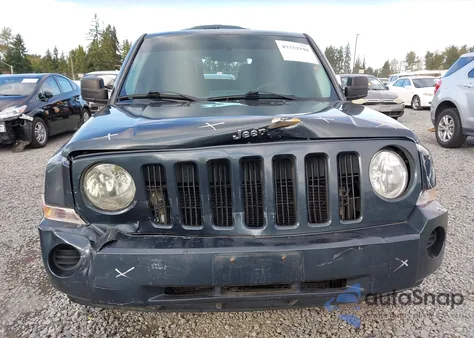 2008 Jeep Patriot Sport из США, поврежденный, VIN 1J8FF28W48D651674